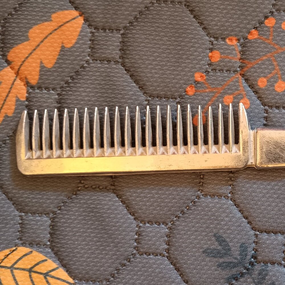 Horse Mane and Tail Comb / Silver